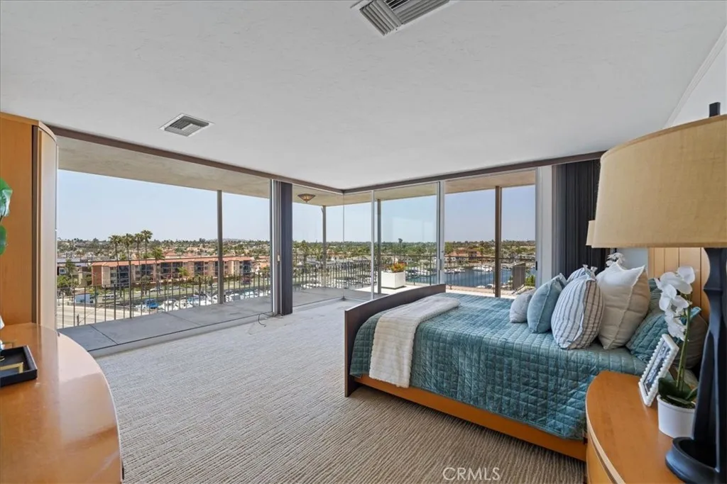 5400 E The Toledo 701, Long Beach, California 90803 home-pic-30